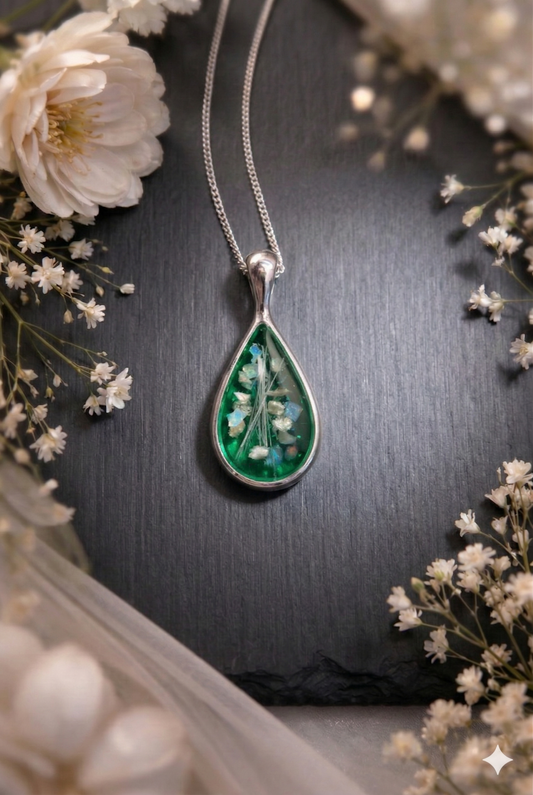 Silver teardrop Pendant