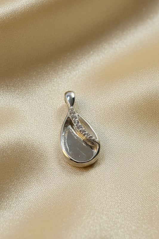Solid Silver Teardrop Shape Pendant