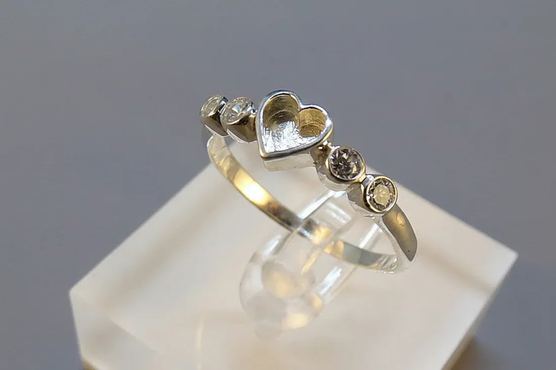 Heart & Sparkle silver CZ Ring