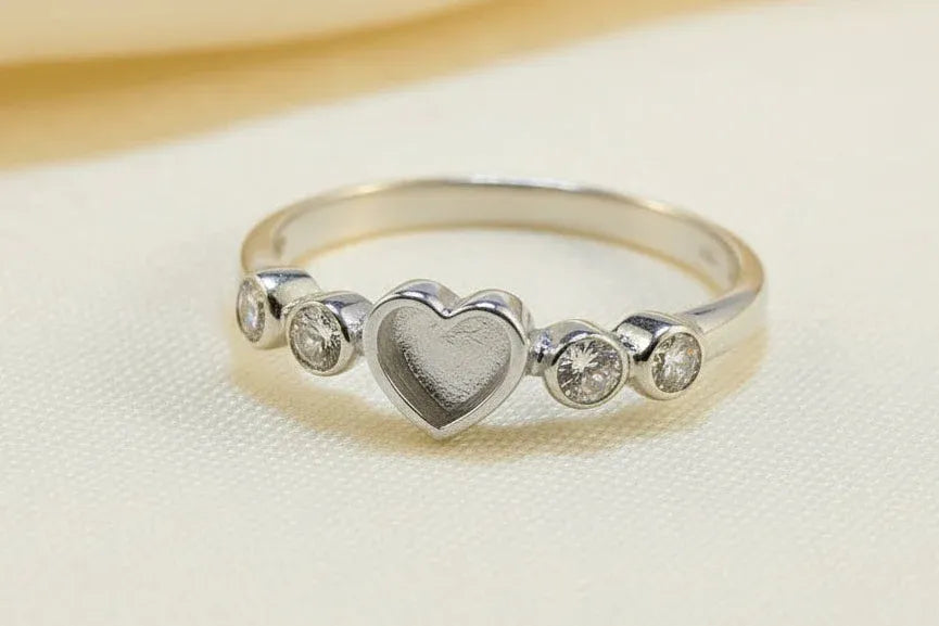 Heart & Sparkle silver CZ Ring