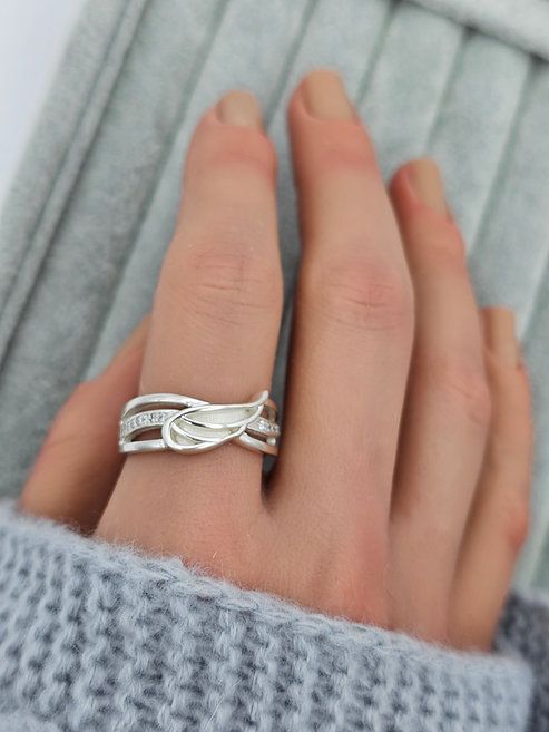 Angel wing CZ silver Ring