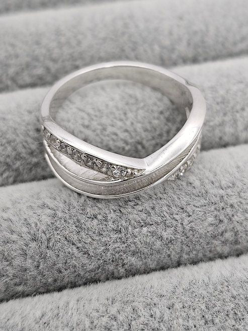 INFINITY WAVE CZ 925 SILVER RING
