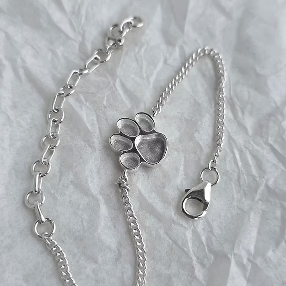 Paw Print Adjustable silver Bracelet